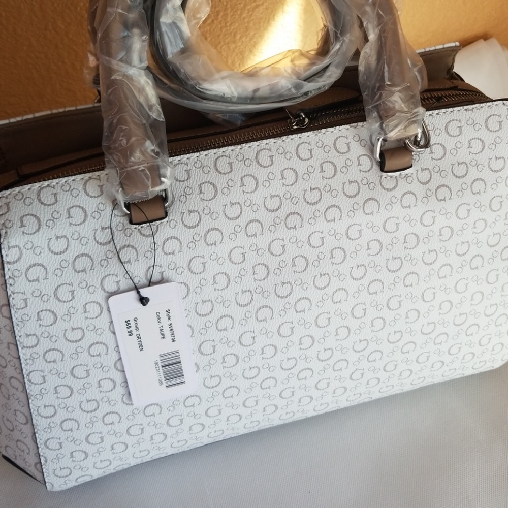 Guess bag - Picture 4 of 8